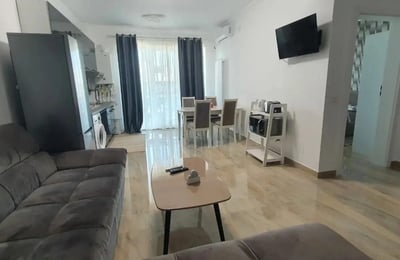 Miete komfortabler 2-Zimmer-Apartments, 55 m², Mamaia, Constanța, Rumänien