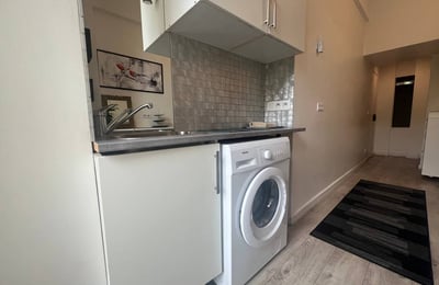 Аренда уютной студии с балконом, 10 м², Париж 16 округ, Франция