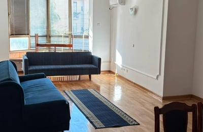 Rent of a bright 3-room apartment, 90 m², Vračar, Belgrade, Serbia