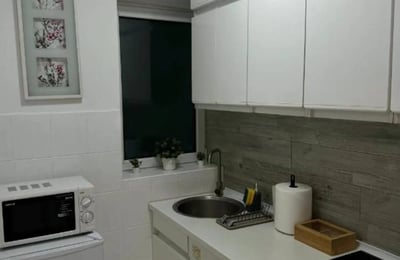 Alquiler de un cómodo apartamento de 2 habitaciones, 45 m², centro de Belgrado, Serbia