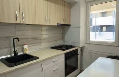 Alquiler de un moderno apartamento de 1 habitación, completamente amueblado, con cocina independiente y balcón, Bucarest, Sector 6, Rumanía