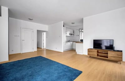 Miete einer stilvollen 3-Zimmer-Wohnung, 80 m², Stary Mokotów, Warschau, Polen