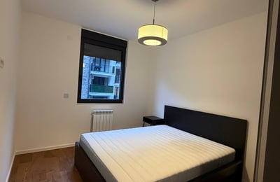 Miete einer komfortablen, möblierten 3-Zimmer-Wohnung, 67 m², Belgrad, Serbien