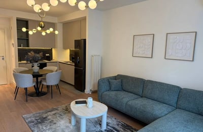 Alquiler de un moderno y amueblado apartamento de 3 habitaciones, 72 m², BW Quartet, Belgrado, Serbia