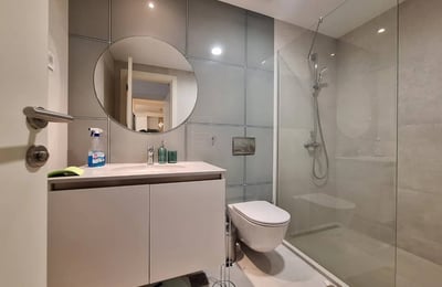 Alquiler de un moderno y amueblado apartamento de 3 habitaciones, 72 m², BW Quartet, Belgrado, Serbia