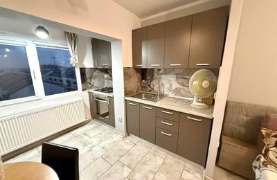 Alquiler de una acogedora cocina-estudio con habitación separada, Bucarest, Sector 6, Rumanía