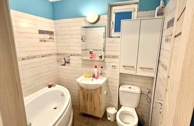 Alquiler de una acogedora cocina-estudio con habitación separada, Bucarest, Sector 6, Rumanía