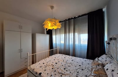 Alquiler de un acogedor apartamento de 2 habitaciones, 58 m², Zemun, Belgrado, Serbia