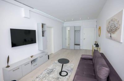 Rent of spacious, furnished 3-room apartments, 75 m², Mamaia, Constanța, Romania