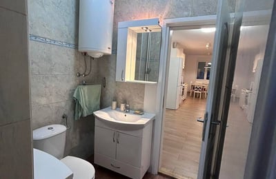 Location d’appartements meublés et spacieux de 3 pièces, 72 m², Višnjica, Belgrade, Serbie