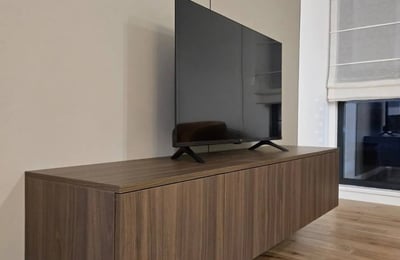 Alquiler de un nuevo apartamento amueblado de 2 habitaciones, 51 m², frente al paseo marítimo, Zemun, Belgrado, Serbia