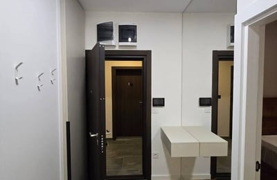 Alquiler de un nuevo apartamento amueblado de 2 habitaciones, 51 m², frente al paseo marítimo, Zemun, Belgrado, Serbia