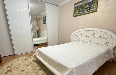 Location d’un appartement meublé de 2 pièces, 80 m², Botanica, Chișinău, Moldavie