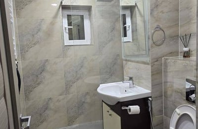 Rent of a furnished 2-room apartment, 50 m², Faleza Nord, Constanța, Romania