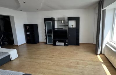 Rent of a comfortable, furnished 3-room apartment, 85 m², Faleza Nord, Constanța, Romania