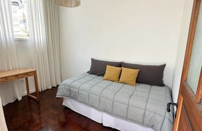 Location d’un logement PH chaleureux et meublé, 50 m² avec terrasse, Coghlan, Buenos Aires, Argentine