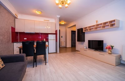 Rent of a comfortable, furnished 2-room apartment, 60 m², Mamaia, Constanța, Romania