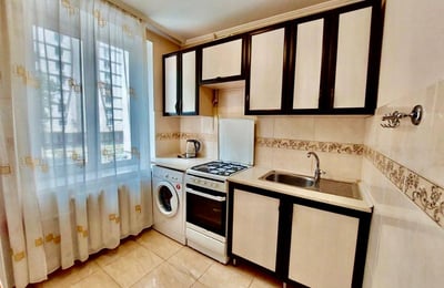 Rent of a warm, furnished 2-room apartment, 43 m², Chișinău, Moldova