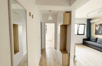 Alquiler de un apartamento moderno y amueblado de 2 habitaciones, Bucarest, Rumanía