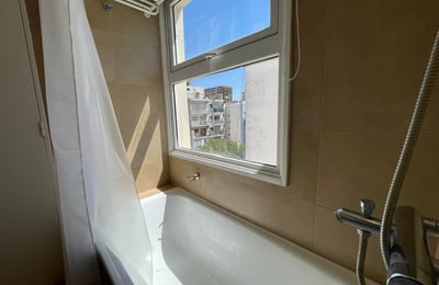 Miete eines hellen, möblierten Studios, Belgrano, Buenos Aires, Argentinien