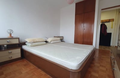 Alquiler de un apartamento cómodo y amueblado de 2 habitaciones, 59 m², Nuevo Belgrado, Serbia