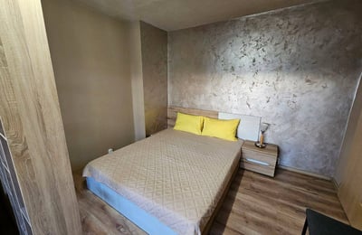 Alquiler de un apartamento cómodo y amueblado, Burgas, Bulgaria