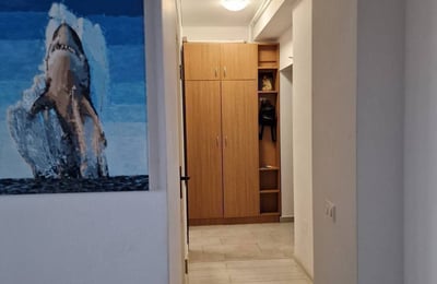 Alquiler de un apartamento moderno y amueblado de dos habitaciones en un edificio nuevo, Sector 6, Bucarest, Rumanía