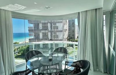 Alquiler de un apartamento amueblado de una habitación con vista al océano, Barra da Tijuca, Río de Janeiro, Brasil
