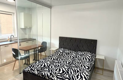 Rent of a cozy furnished studio in a new building, Sector 6, Bucharest, Romania