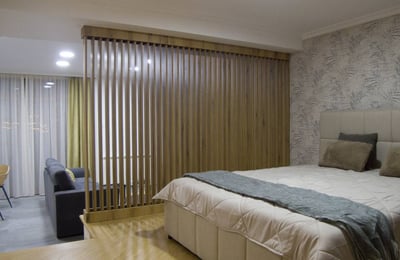 Miete einer gemütlichen 1-Zimmer-Wohnung, 47 m², mit großer Terrasse, Vračar, Belgrad, Serbien