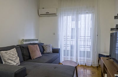 Location d’un appartement meublé de 2 pièces, 42 m², en centre-ville, Belgrade, Serbie