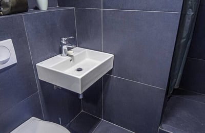 Miete einer komfortablen 2-Zimmer-Wohnung, 55 m², in Neu-Belgrad, Belgrad, Serbien