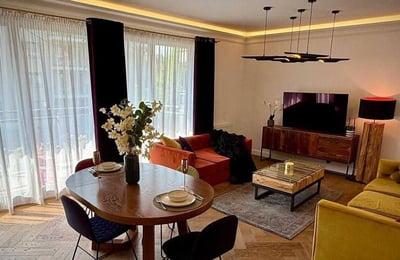 Rent of a spacious 3-room apartment 85 m², Krzyki, Wrocław, Poland