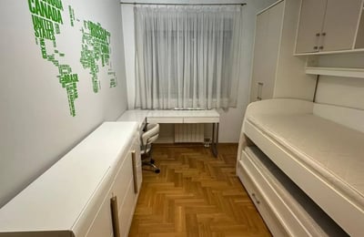 Аренда меблированной 3-комнатной квартиры 50 м², район Вождовац, Белград, Сербия