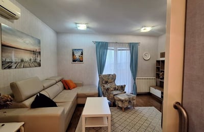 Аренда просторной 2-комнатной квартиры 60 м², район Вождовац, Белград, Сербия
