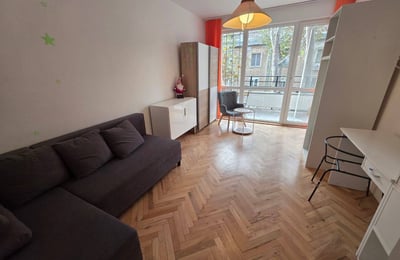 Аренда просторной 3-комнатной квартиры в центре, Бургас, Болгария