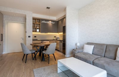 Alquiler de un apartamento de 2 habitaciones, 52 m², en el complejo residencial premium BW Simfonija, Belgrado, Serbia