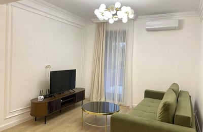 Location d’un appartement de 2 pièces, 60 m², avec cour privée, Bucarest, Roumanie