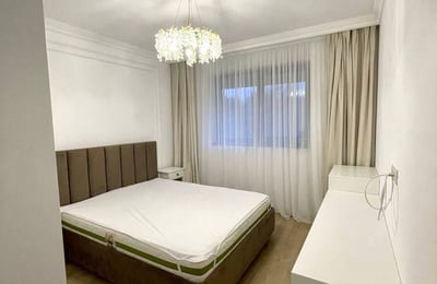 Location d’un appartement de 2 pièces, 60 m², avec cour privée, Bucarest, Roumanie