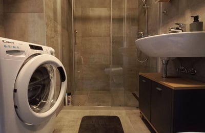 Alquiler de un apartamento absolutamente nuevo de 3 habitaciones, 60 m², en Zemun, Belgrado, Serbia