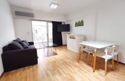 Alquiler de cómodo apartamento de 3 habitaciones 90 m², Las Cañitas, Buenos Aires, Argentina
