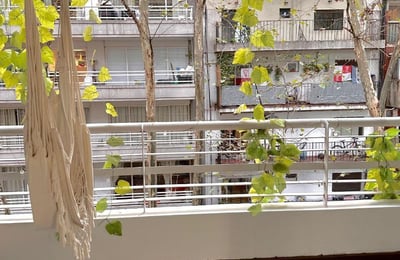 Location d’un studio avec balcon et piscine, Palermo, Buenos Aires, Argentine