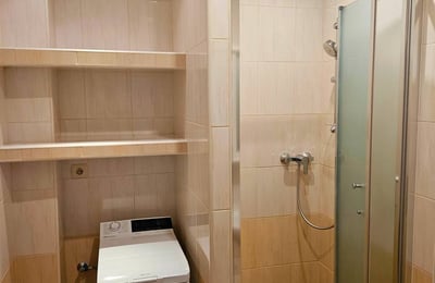 Alquiler de amplio apartamento de 3 habitaciones, Petržalka, Bratislava, Eslovaquia