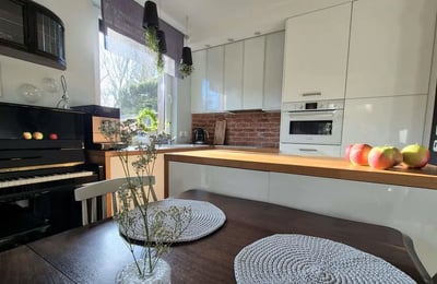 Alquiler de acogedor apartamento de 3 habitaciones con jardín privado 56 m², Bronowice, Cracovia, Polonia