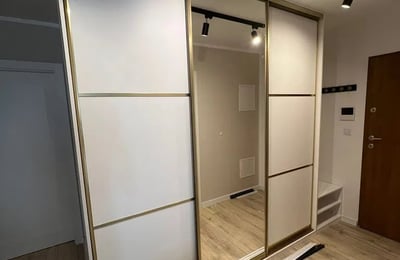 Alquiler de moderno apartamento de 3 habitaciones 72 m², Zabłocie, Cracovia, Polonia