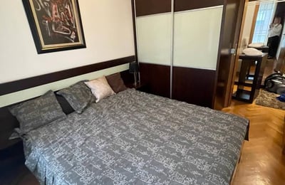 Location d’un appartement de 2 pièces 43 m² en centre-ville, Belgrade, Serbie