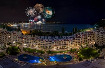 Rent of bright comfortable 2-room apartment on the first sea line, South Bay, Varna, Bulgaria