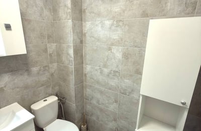 Rent of furnished, good 1-room apartment, Sector 6, Bucharest, Romania