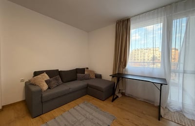 Rent of spacious 3-room apartment 95 m², Kolhozen Pazar, Varna, Bulgaria