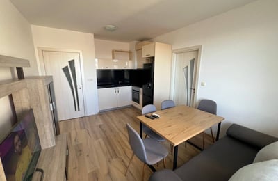 Rent of 3-room apartment with sea view 70 m², Briz, Varna, Bulgaria